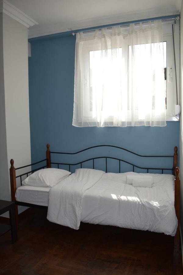 Athenian Modern Apartment Mavili Square Екстериор снимка