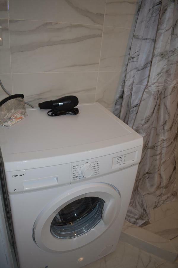 Athenian Modern Apartment Mavili Square Екстериор снимка