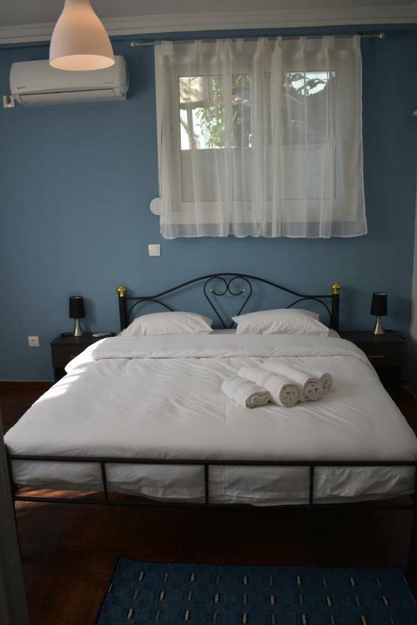 Athenian Modern Apartment Mavili Square Екстериор снимка